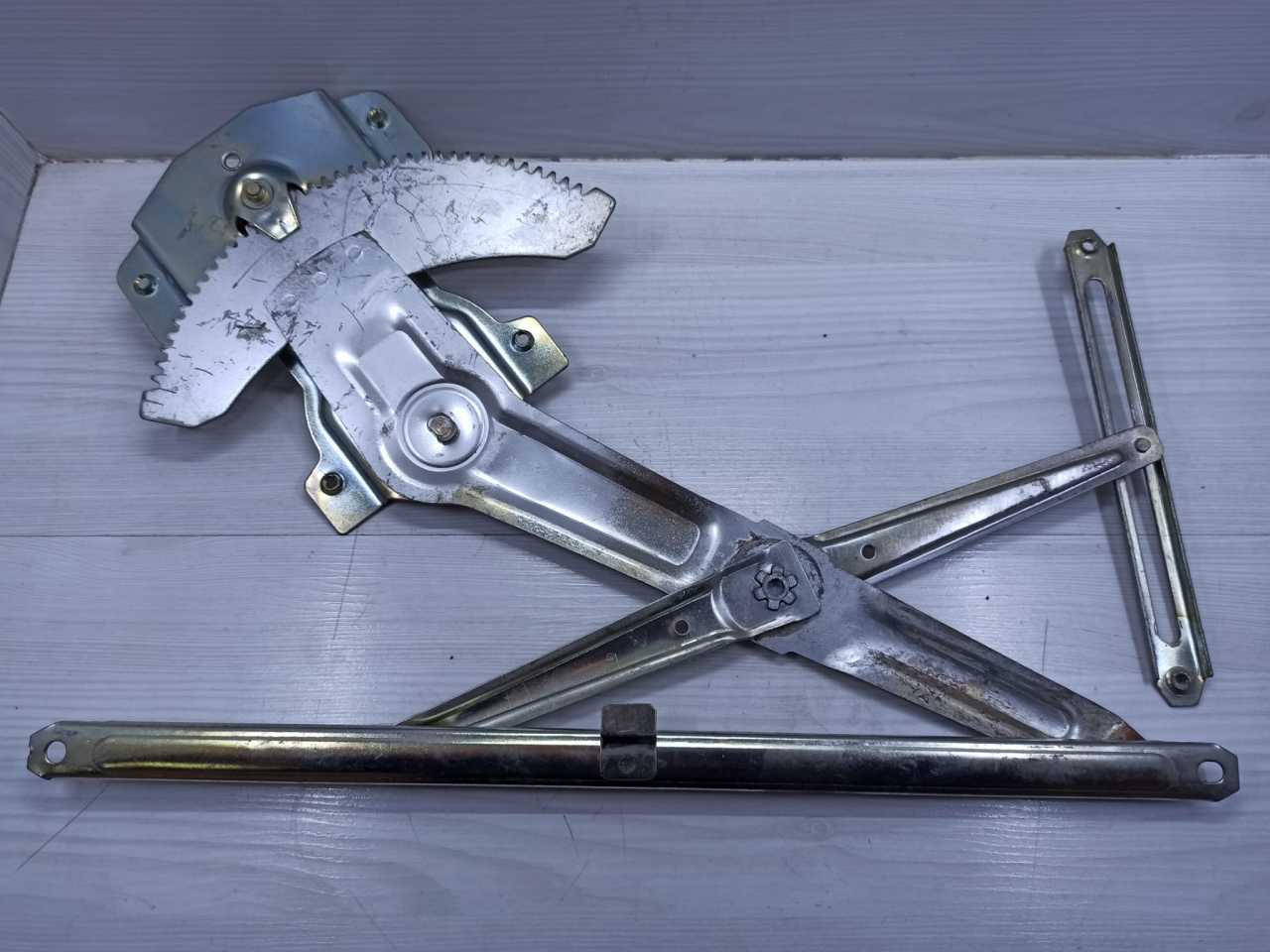 Carry 1998-2003 Cam Krıko Sol