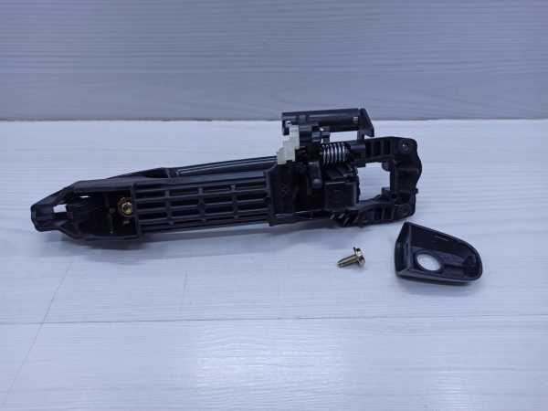 Kapi Kolu Corolla Ön-Arka DIŞ 03-06 R/L