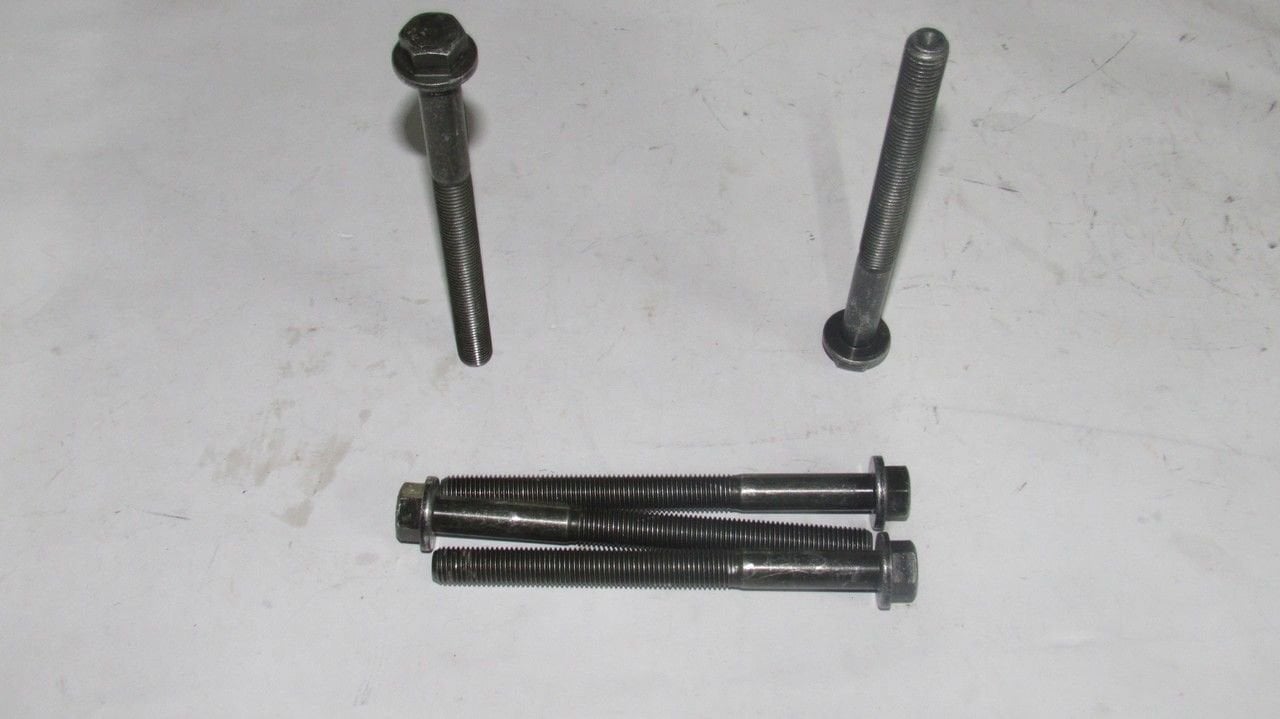 TATA XENON SİLİNDİR KAPAK SAPLAMASI