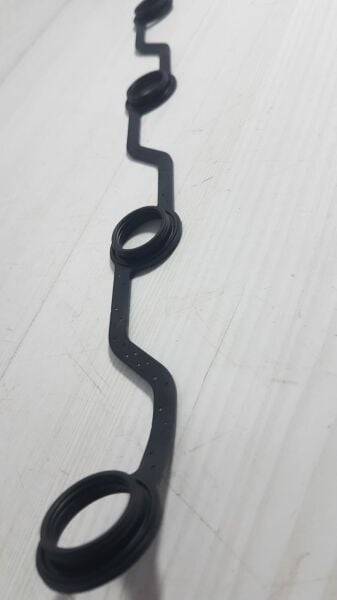 h100 kmy/bongo enjektör yağ keçesi dört delikli 09-