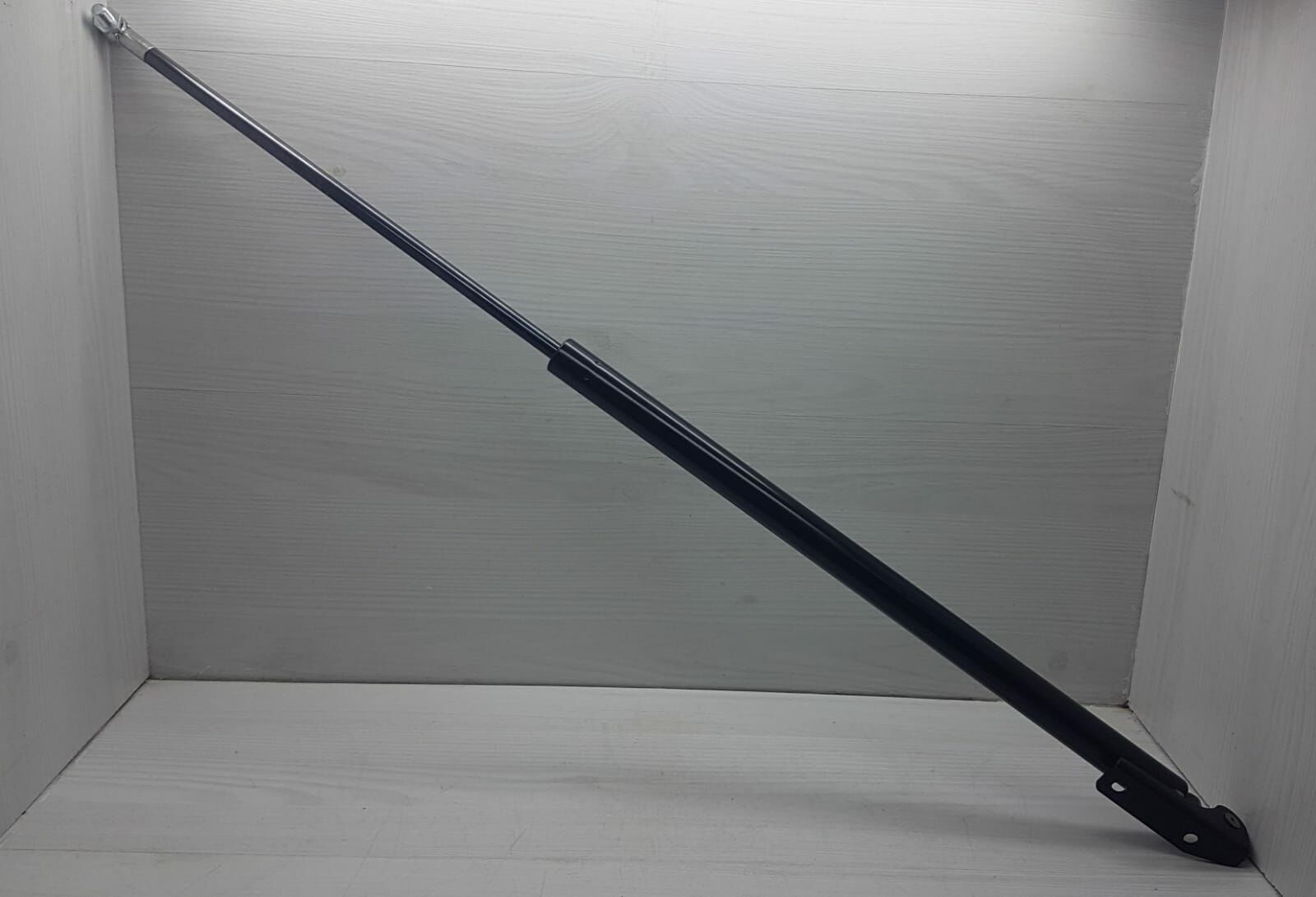 bagaj Amortisörü Carry 90-97 Sağ kapak pistonu