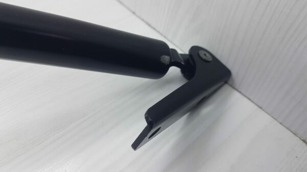 bagaj Amortisörü Carry 90-97 Sağ kapak pistonu