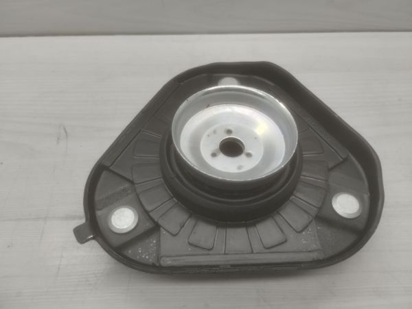 AMORTISÖR TAKOZU COROLLA 19-/CHR 16- ÖN R/L ÜST KULE