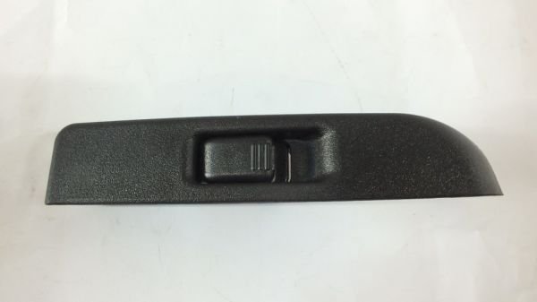 NPR 66 / NKR55 CAM DÜĞMESİ SAĞ