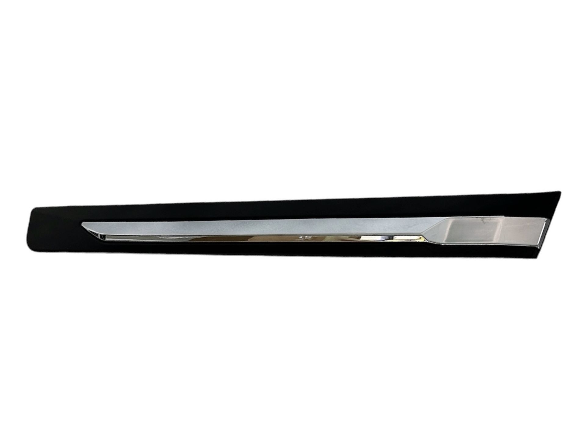 BANT KAPI X-TRAİL 14-19 ARKA RH (NİKELAJLI)