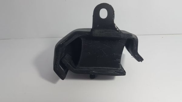 d22/d21/terrano motor takozu sol