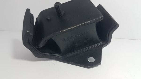 d22/d21/terrano motor takozu sol