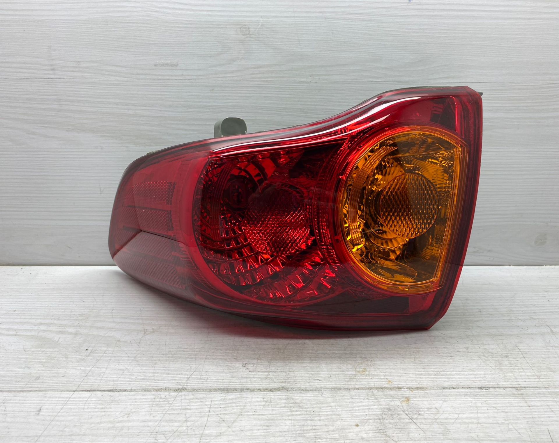 STOP COROLLA SAG 07-09 DIS