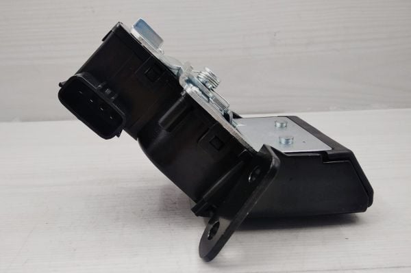 bagaj Kilidi i-30 12-16/Ceed 12-16