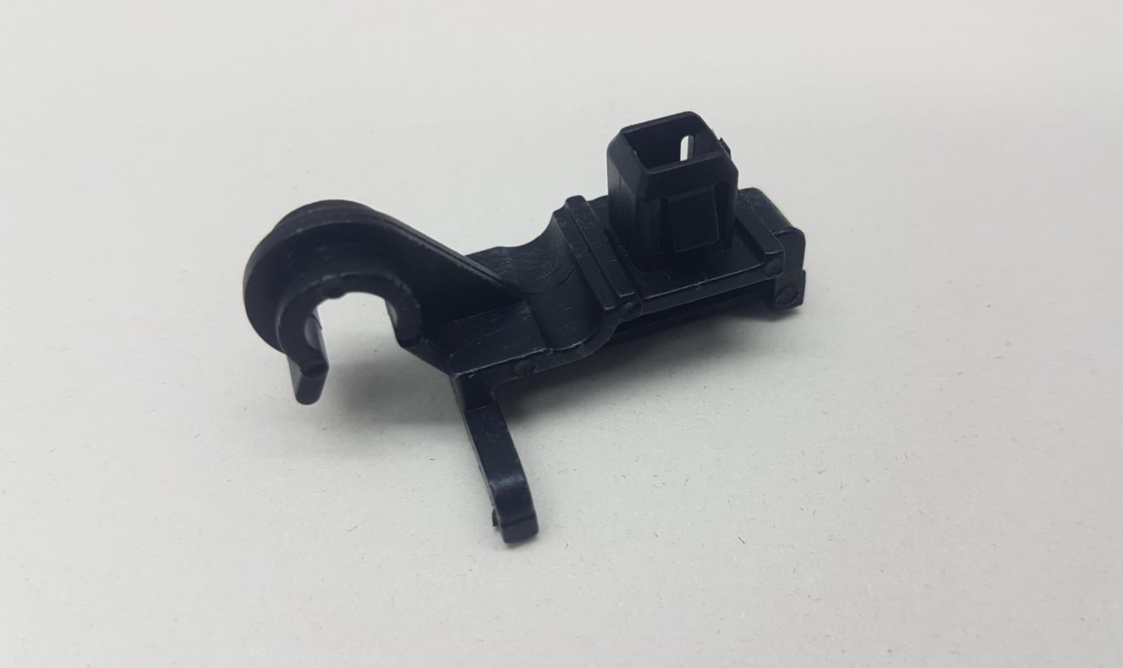 KAPUT KLIPSI COROLLA 2002-2006