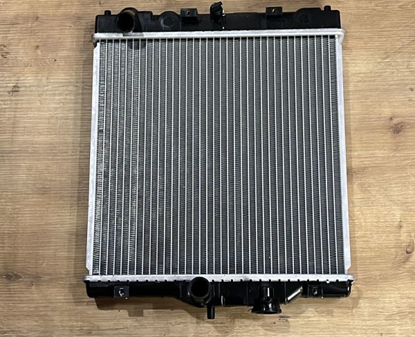 Radyatör Civic 92-00 /Hrv Manuel Kalin