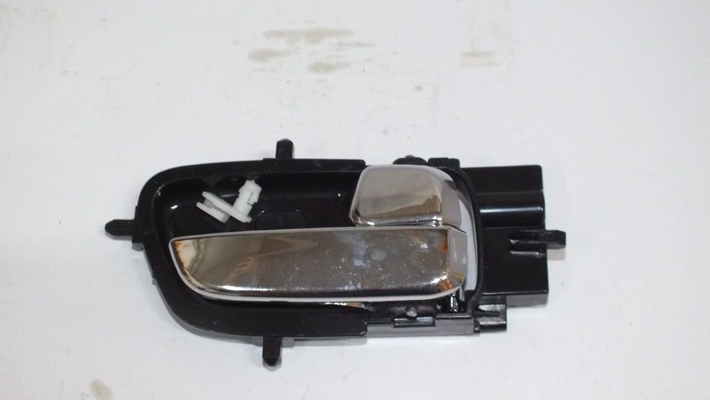 İ20 09-14 KAPI KOLU İÇ SAĞ