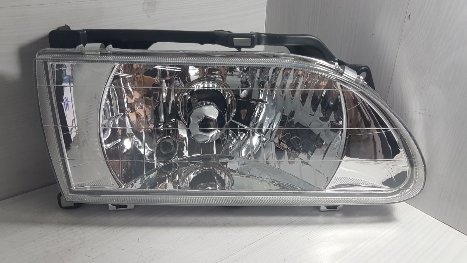 hı besta far sağ ön