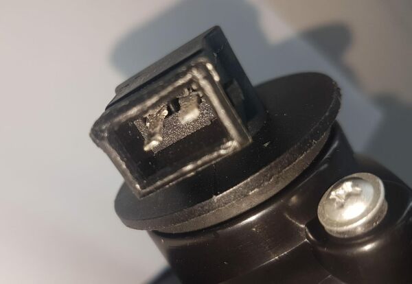 Sinyal Avensis Sol 01-02