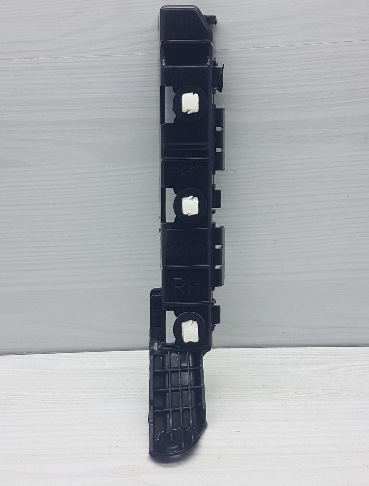 Tampon Braketi Arka i10 Sağ 2008-2013