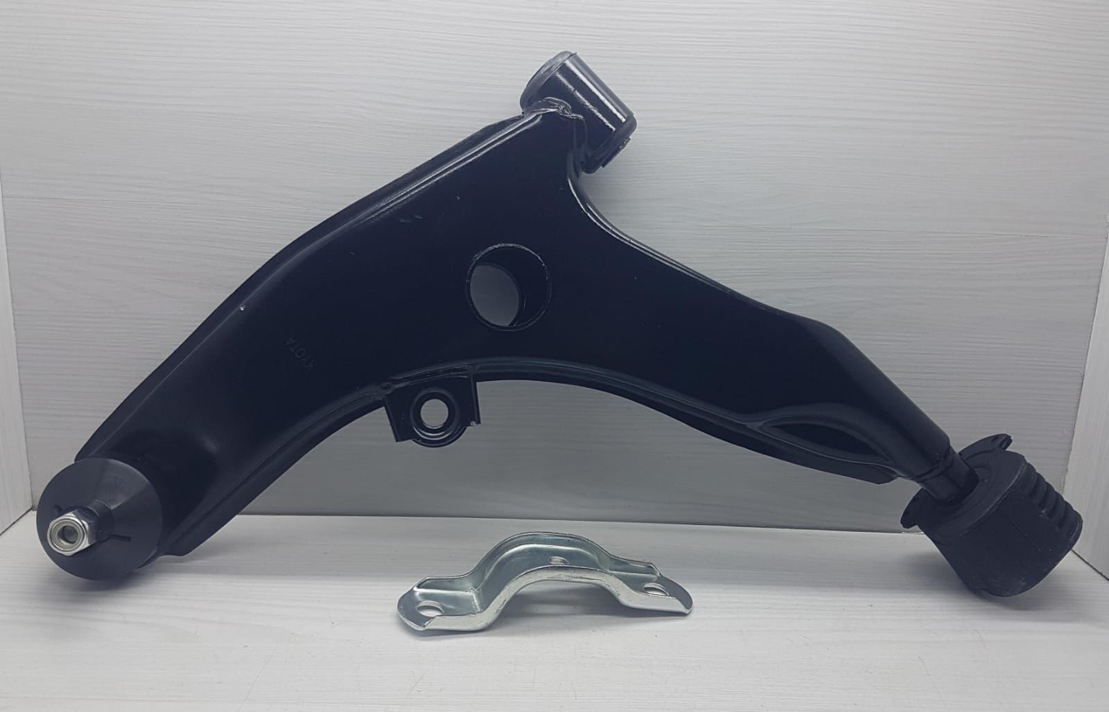 Salıncak Carisma Sol Alt 1996-2000 ALT TABLA ROTİL BEŞİK