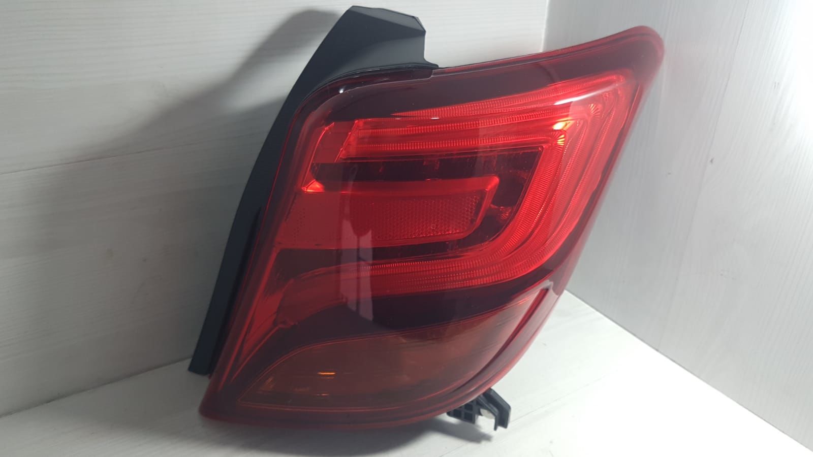 yaris stop ledli sağ 14-