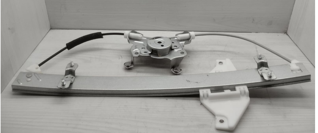 Cam Kriko Accent Sağ Ön 00-06 elektrikli