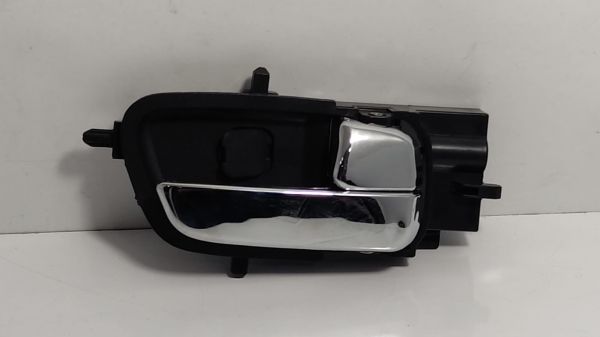 Kapi Kolu i20 Ön/Arka iç Sağ 09-Nikelaj Kulp Nikelaj Buton