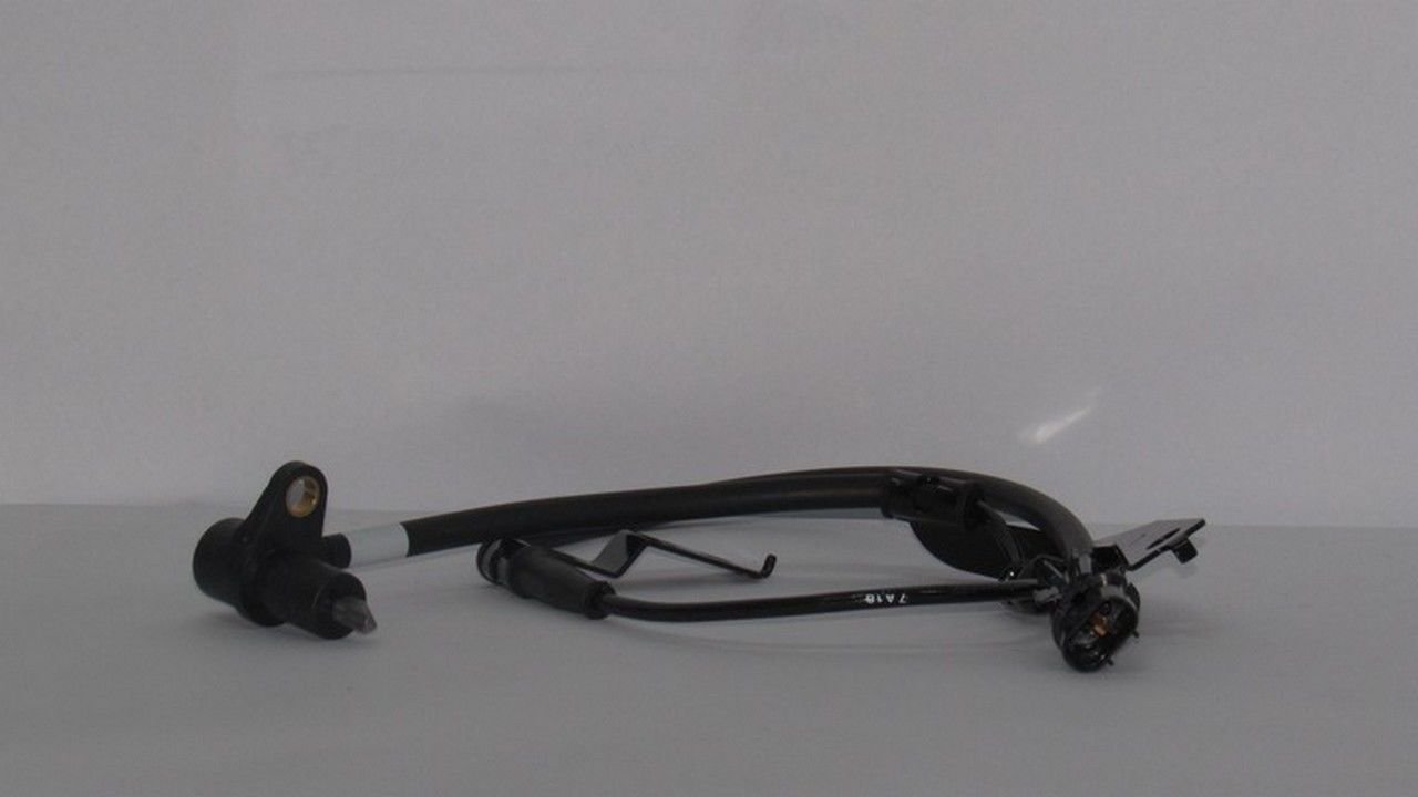 STAREX 2004- ABS SENSÖRÜ ÖN SOL