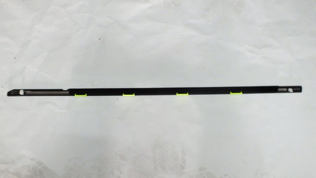 CIVIC 96-00 ÖN KAPI CAM SIYIRICI DIŞ SİYAH SAĞ