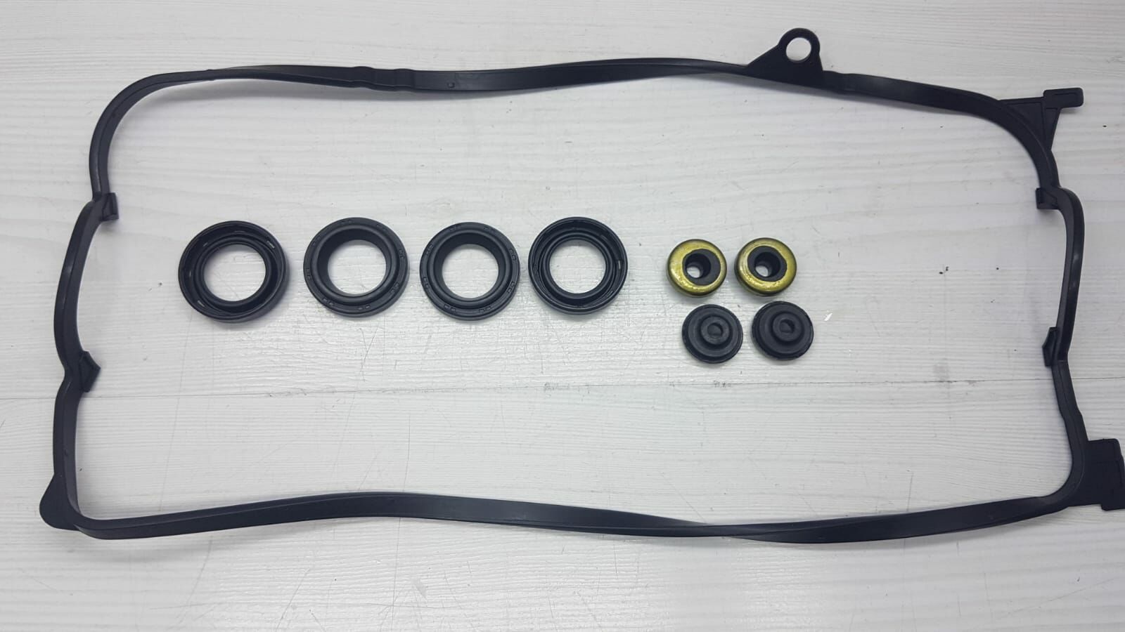 Üst Kapak Conta Civic 01-06 Set