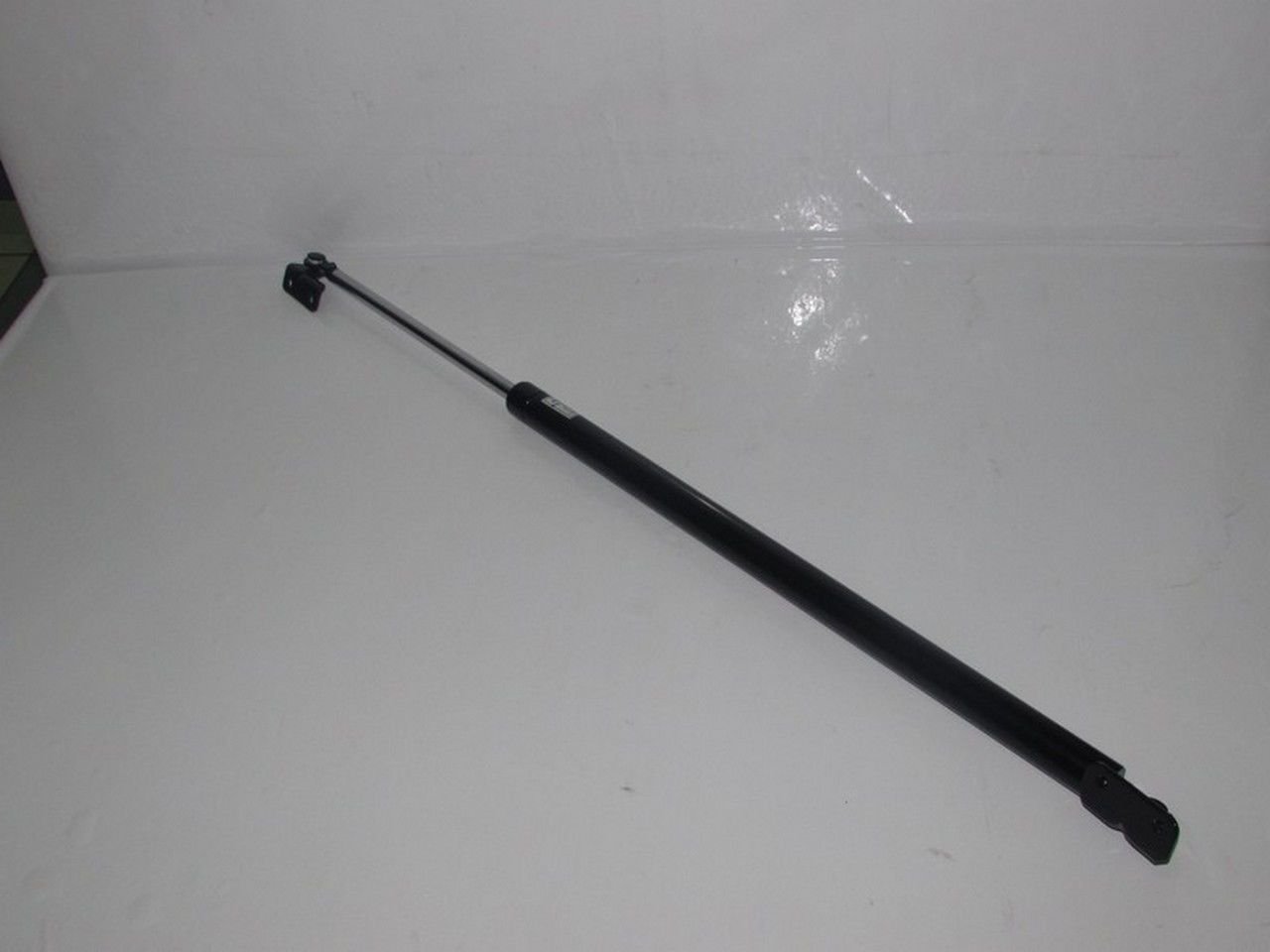 H 100 BAGAJ AMORTİSÖRÜ - SAĞ