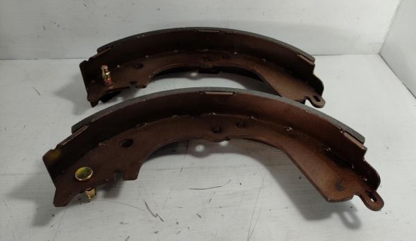 Balata Arka Hilux 90-00 Kampana