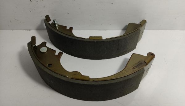 Balata Arka Hilux 03-10 4X2 Kampana