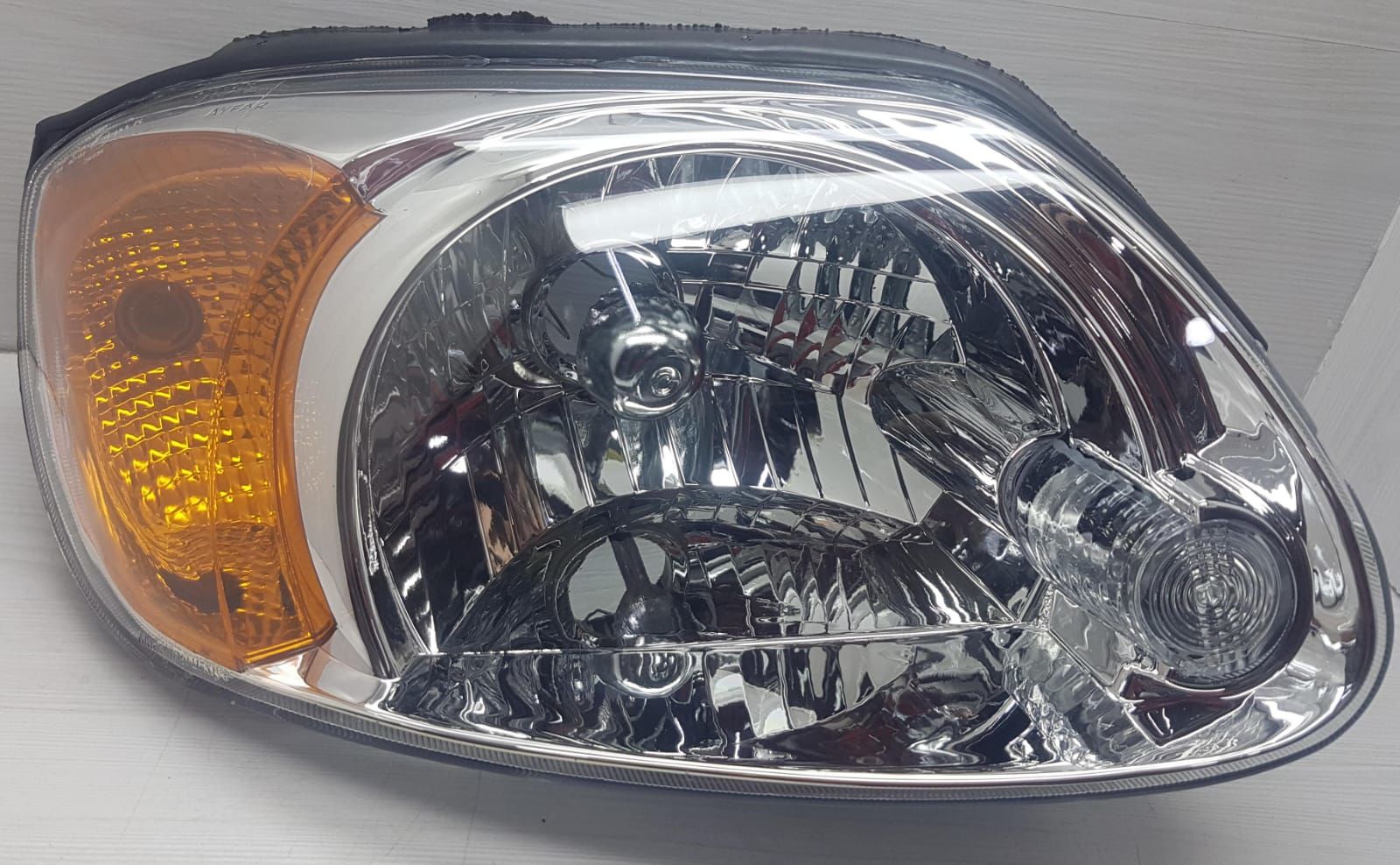 FAR ACCENT SAG 03-06 SARI SINYAL ELK. MOTORU ÜSTÜNDE 92102-25510