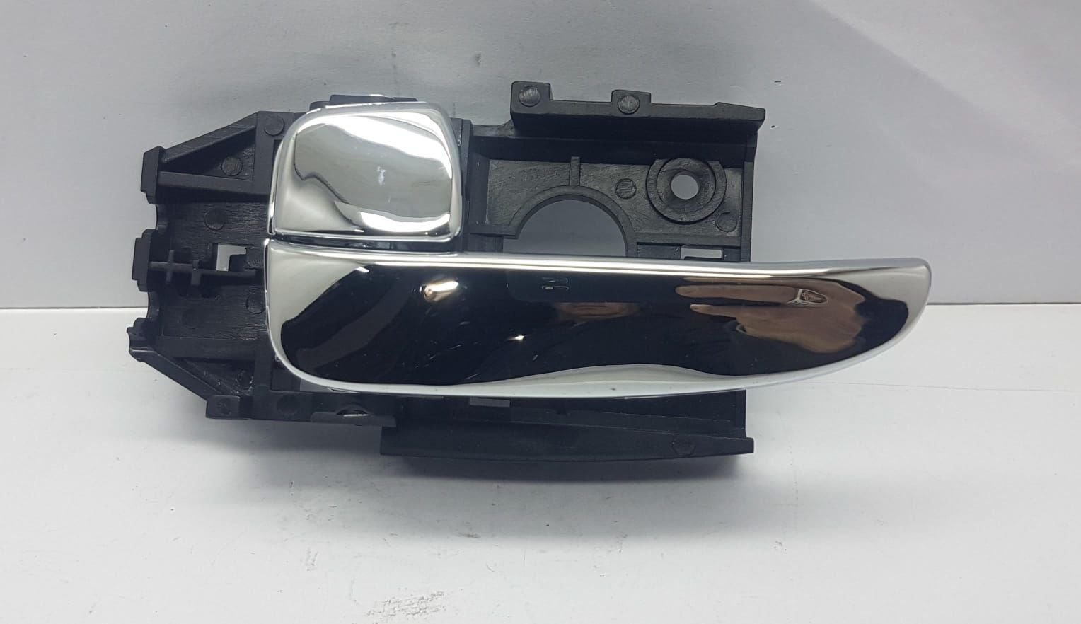 Kapı Kolu Elantra iç Sağ 2001-2007 Nikelaj