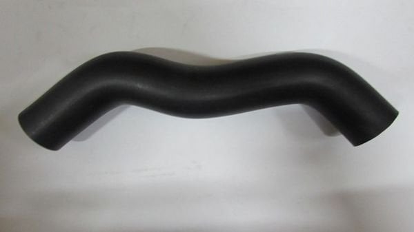 D MAX 4x4 2.5 D. / 3.0 D. RADYATÖR ÜST HORTUMU