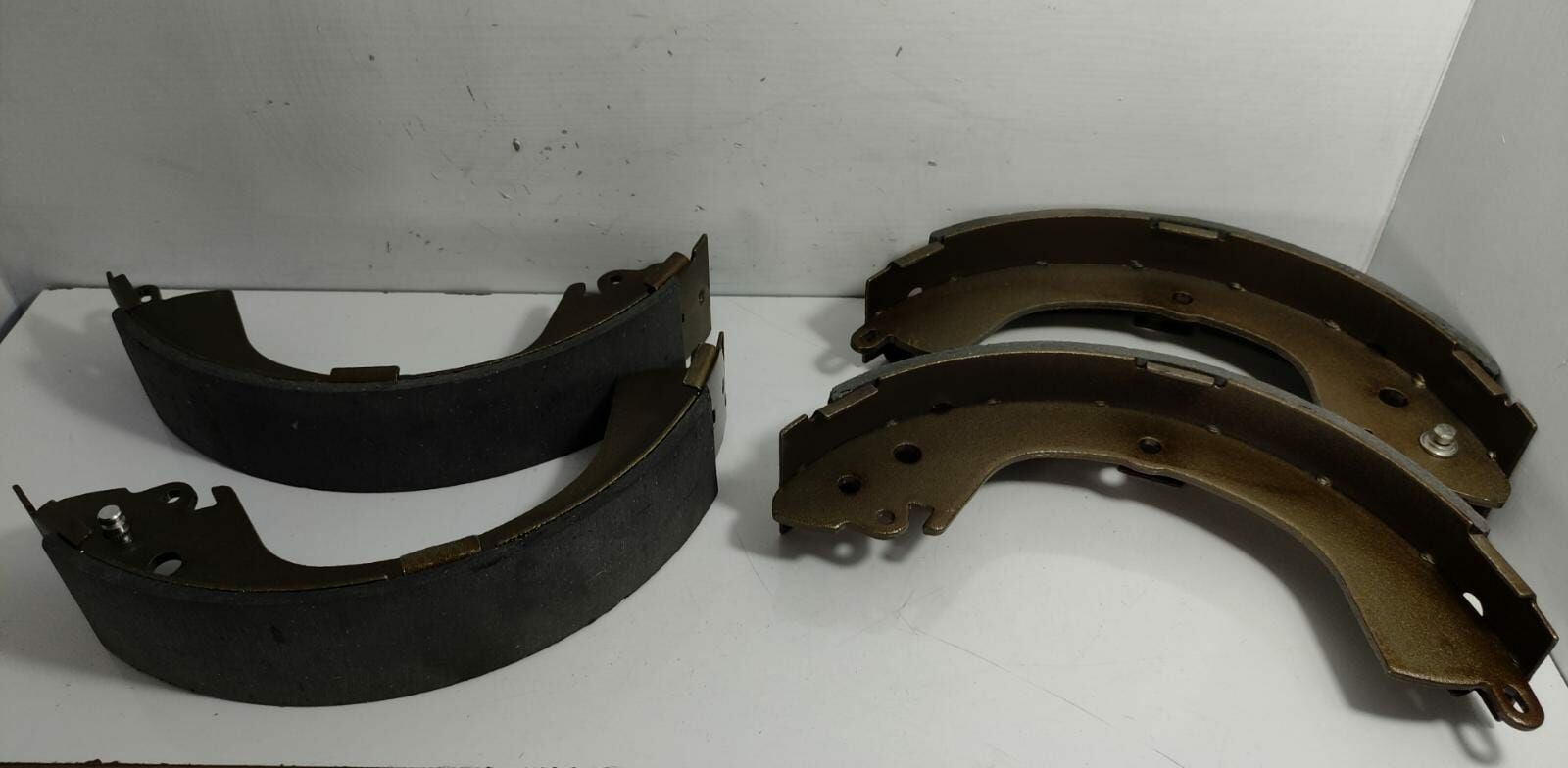 Balata Arka L200 00-06 4X4 Kampana