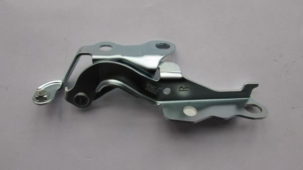 COROLLA 2002-2006 KAPUT MENTEŞESİ SAĞ