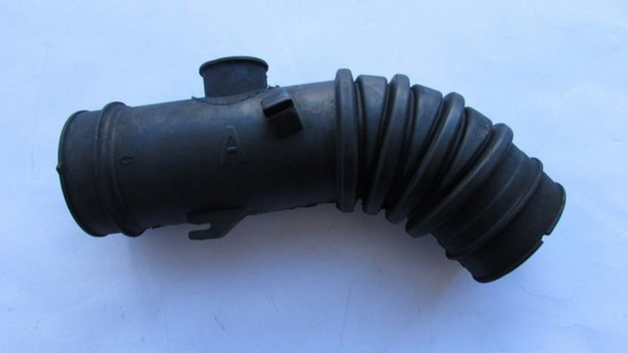 COROLLA AE101 1993-1997 HAVA FİLTRE HORTUMU ÖN