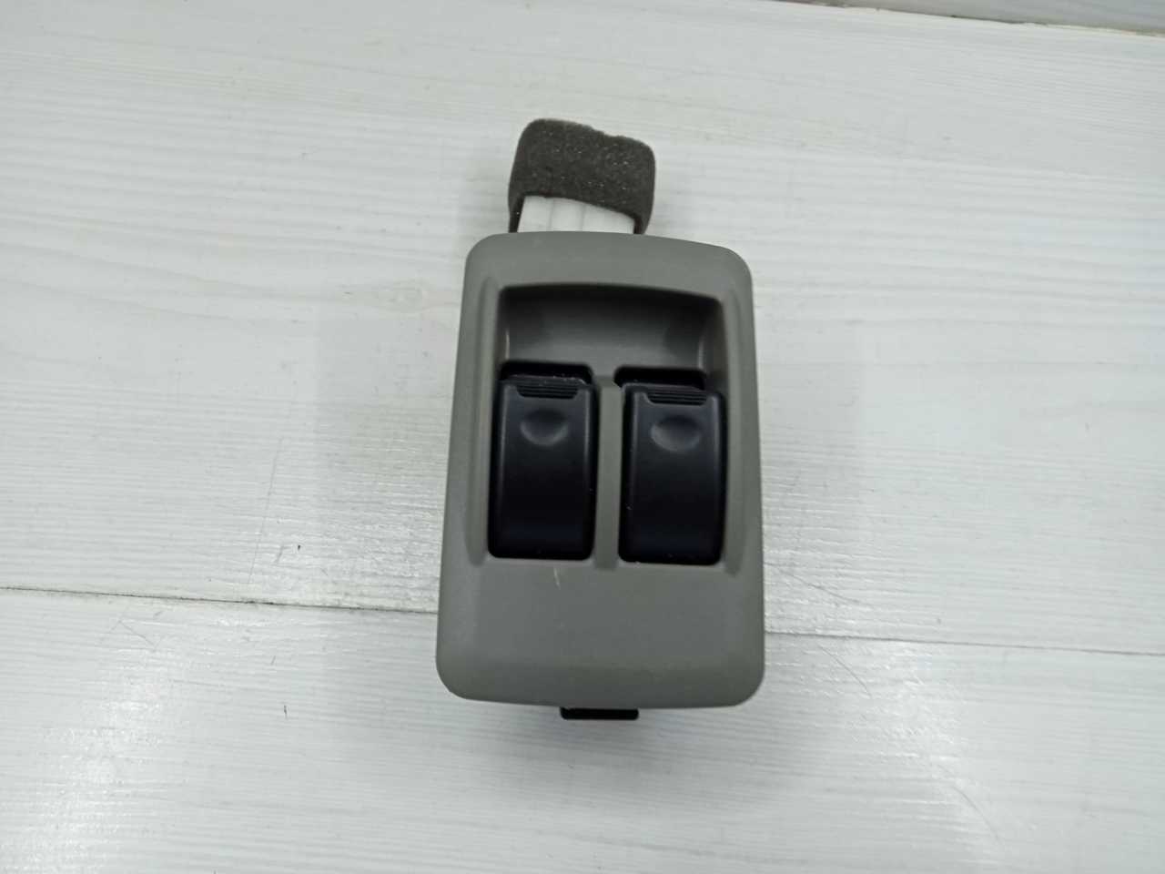 Cam dügme bongo Sol 97-04