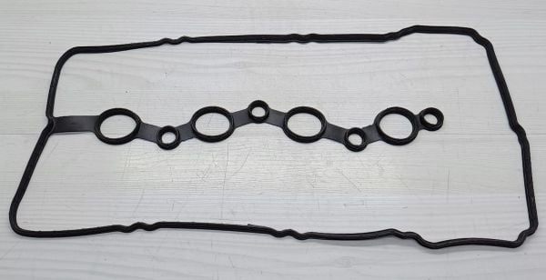 Üst Kapak Conta i30/i20/Blue 2012- 1.2