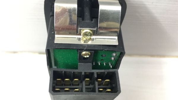 Mazda 323 1990-1995/ B2500 1996-2002 Sol 4'Lü Cam açma Dügme