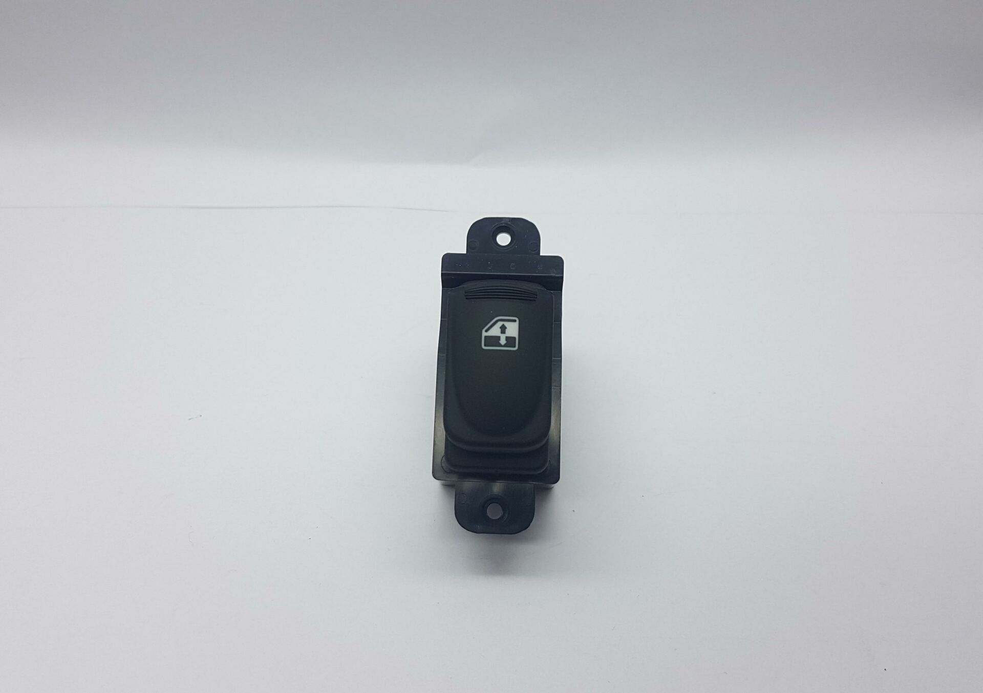 CAM DÜGME ERA SAG 5FISLI AÇMA BUTONU ANAHTARI HYUNDAI ORJİNAL