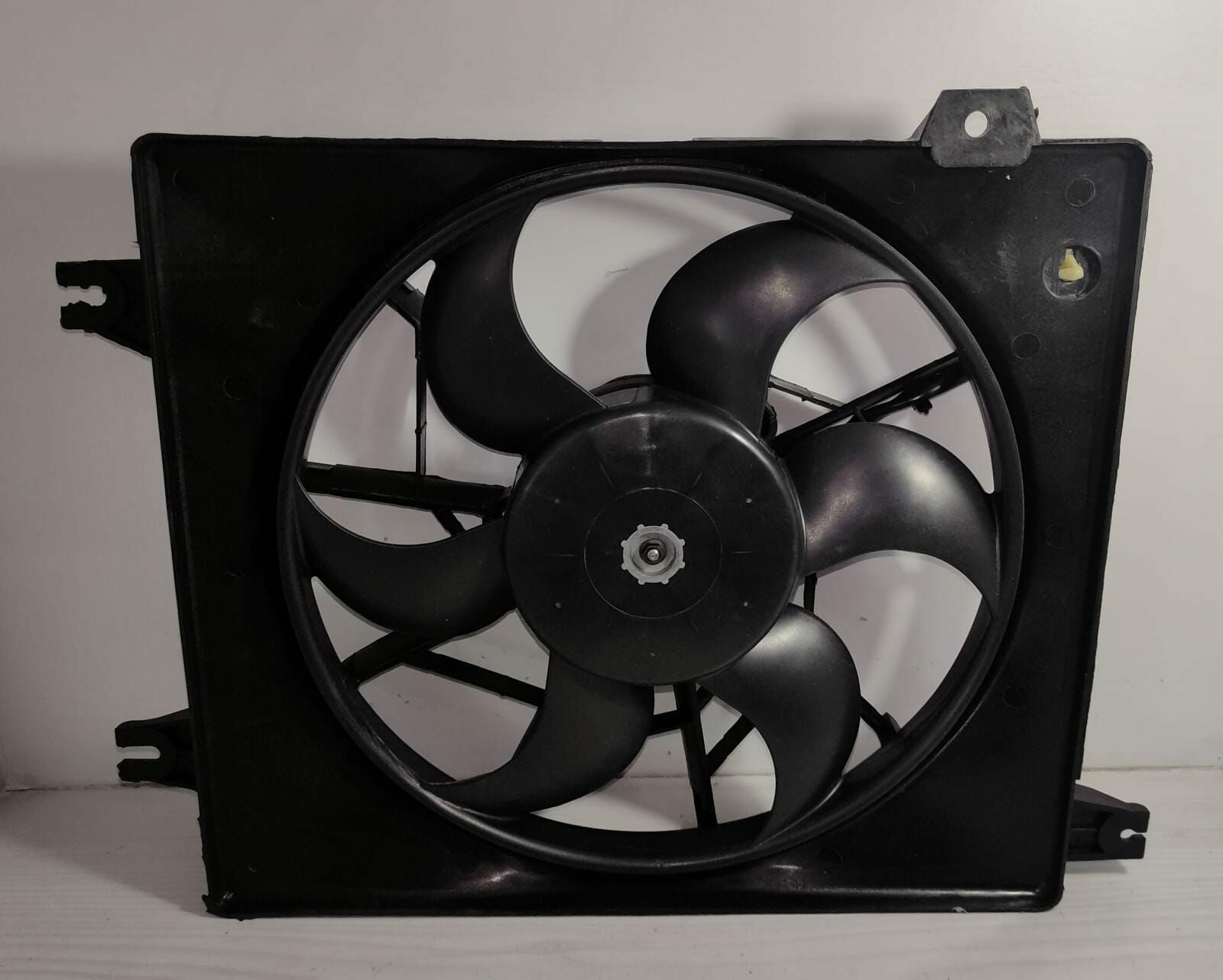 Klima fanı Elantra 96-00