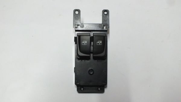 i-20 2008- CAM DÜĞMESİ ÖN SOL 2Lİ