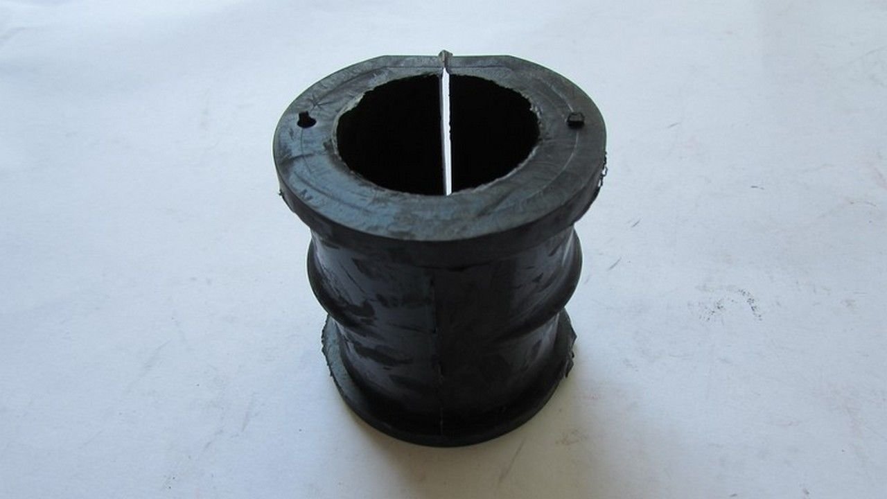 NPR 66 / NPR 71 OTOBÜS VİRAJ LASTİĞİ ARKA GENİŞ DELİK