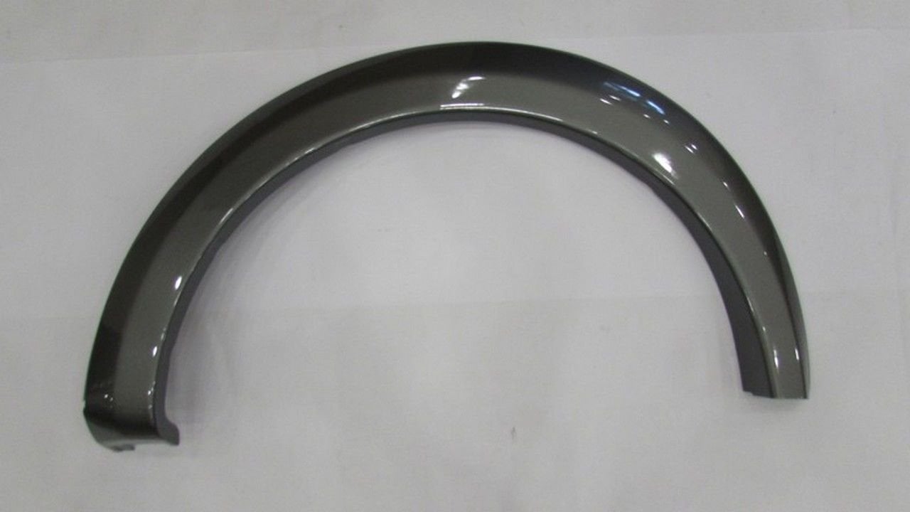 L200 2015-2017 ÇAMURLUK AĞZI PLASTİĞİ (DODİK)  ÖN (BOYALI) SOL