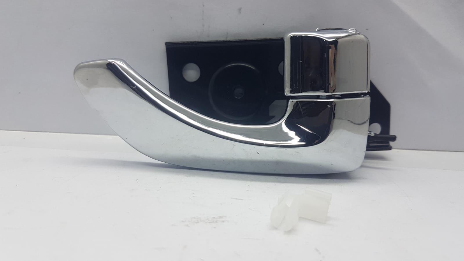 Kapı Kolu Santafe Arka iç Sağ 2001-2006 Krom