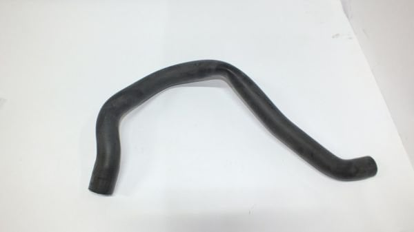 İ30 DİZEL 2007-2011 RADYATÖR ÜST HORTUMU