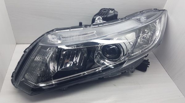 FAR CIVIC SOL 2012- XENON MOTOR ÜZERİNDE