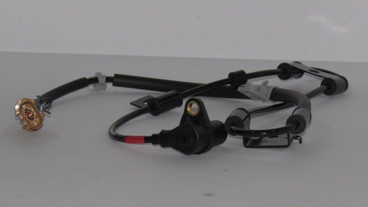 ACCENT ERA 2009- ABS SENSÖRÜ ÖN SAĞ