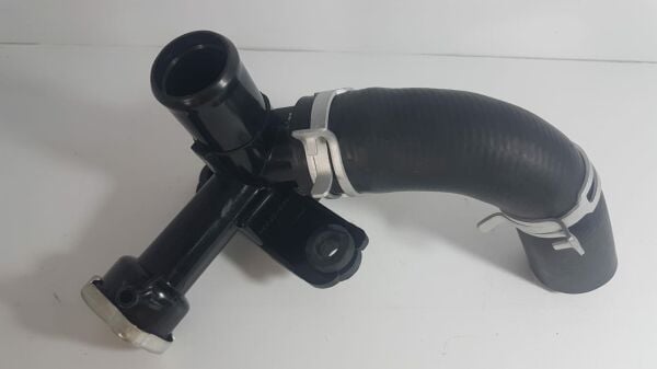 blue dizel radyatör giriş boğazı