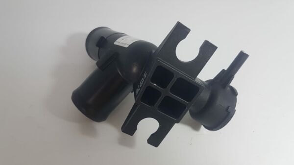 i30 dizel radyatör giriş boğazı