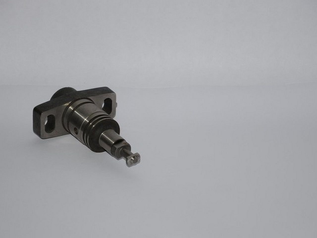 KOMATSU TURBO / YANMAR POMPA ELEMANI